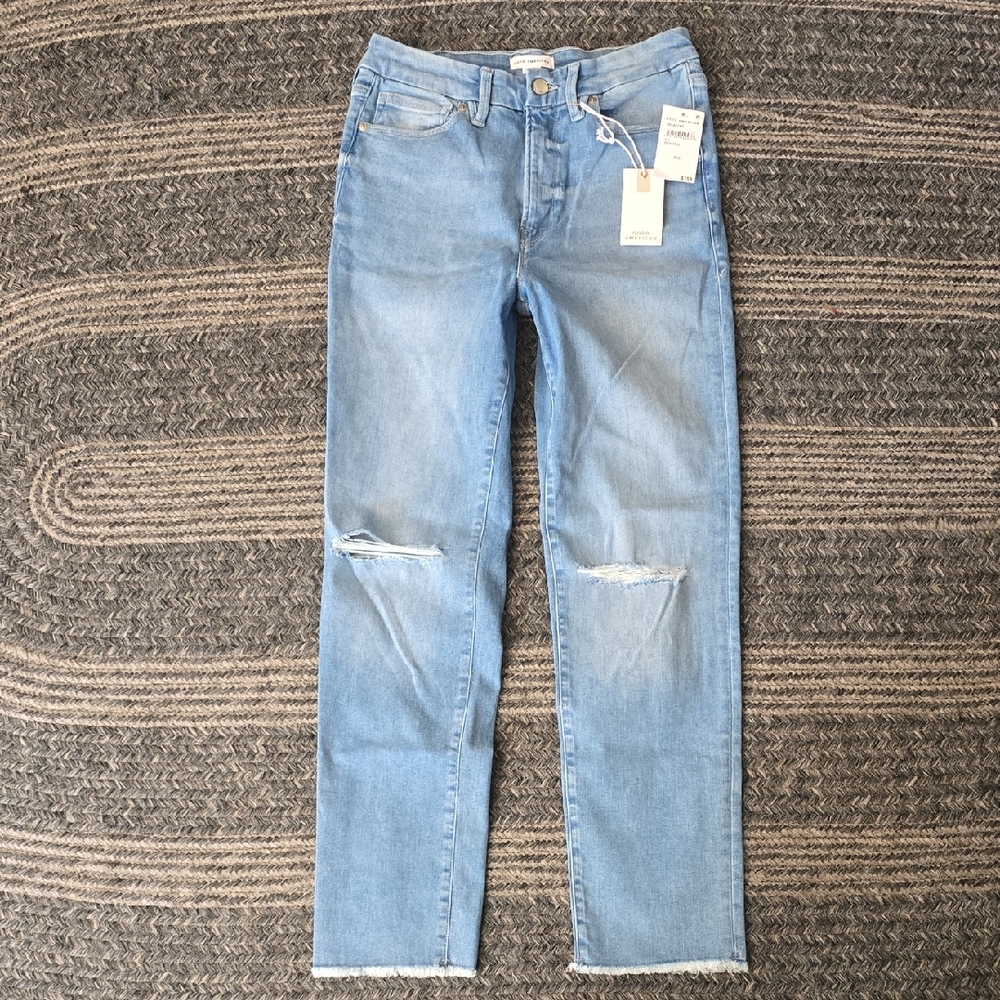 Good American Classic Slim Light Blue Straight Leg Jeans Alway Fits